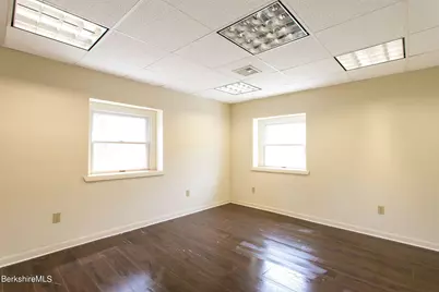 395 N Park St, Great Barrington, MA 01230 - Photo 5