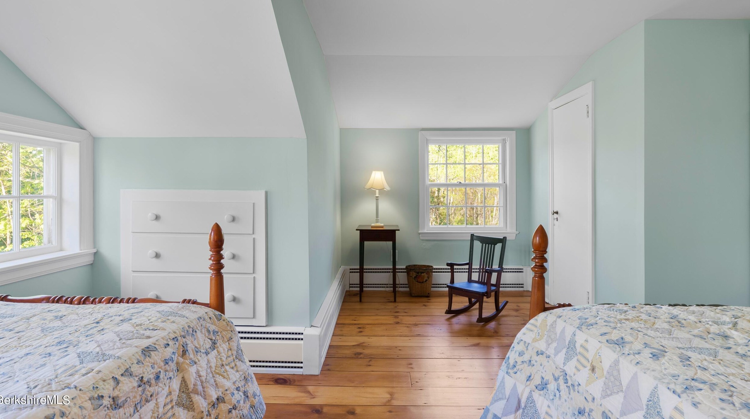 49 Bow Wow Rd, Sheffield MA 01257-9609 exterior