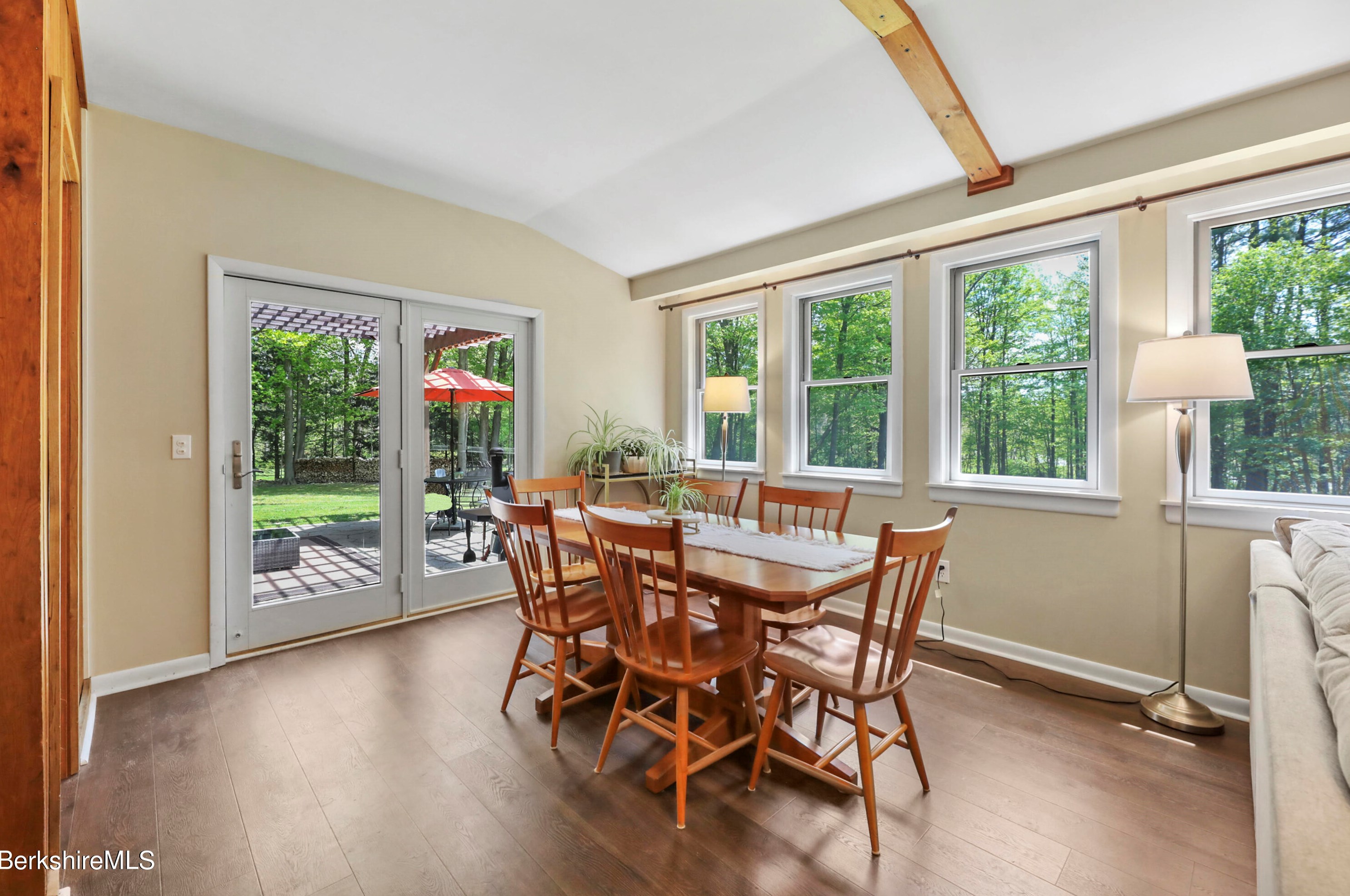 92 Hubbard St, Lenox MA 01240-2329 exterior