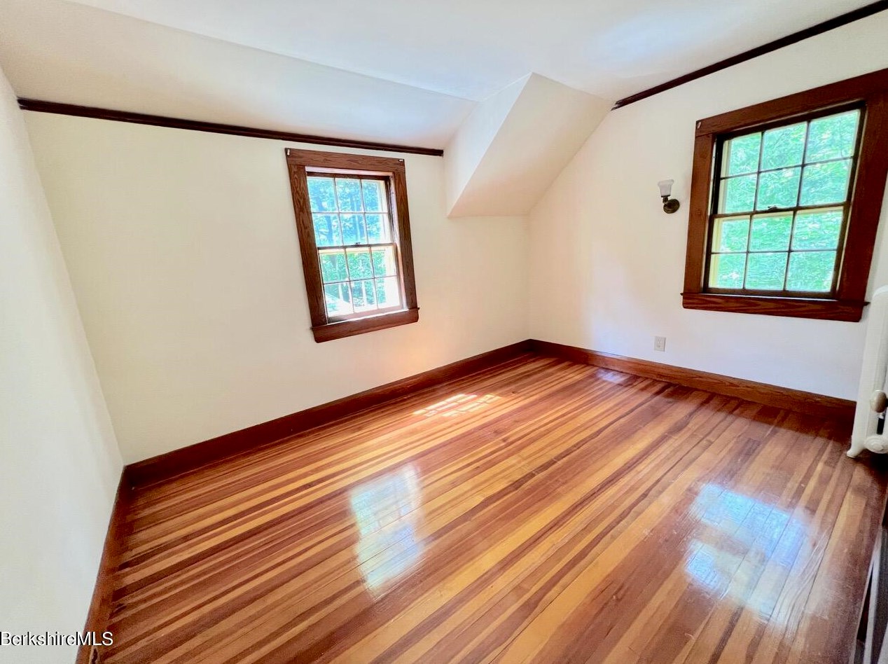 108 Kemble St, Lenox MA  01240-2816 exterior