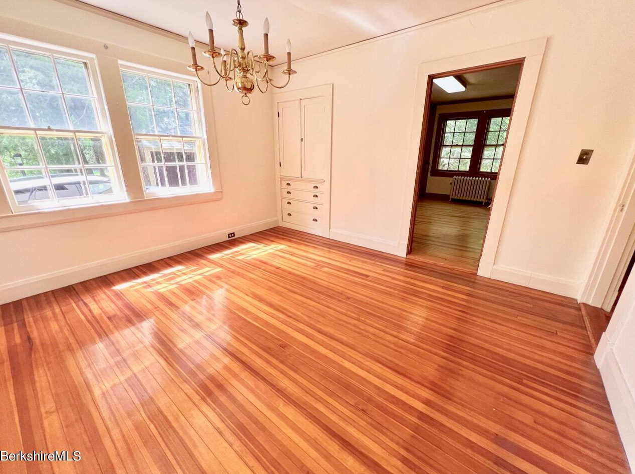 108 Kemble St, Lenox MA  01240-2816 exterior