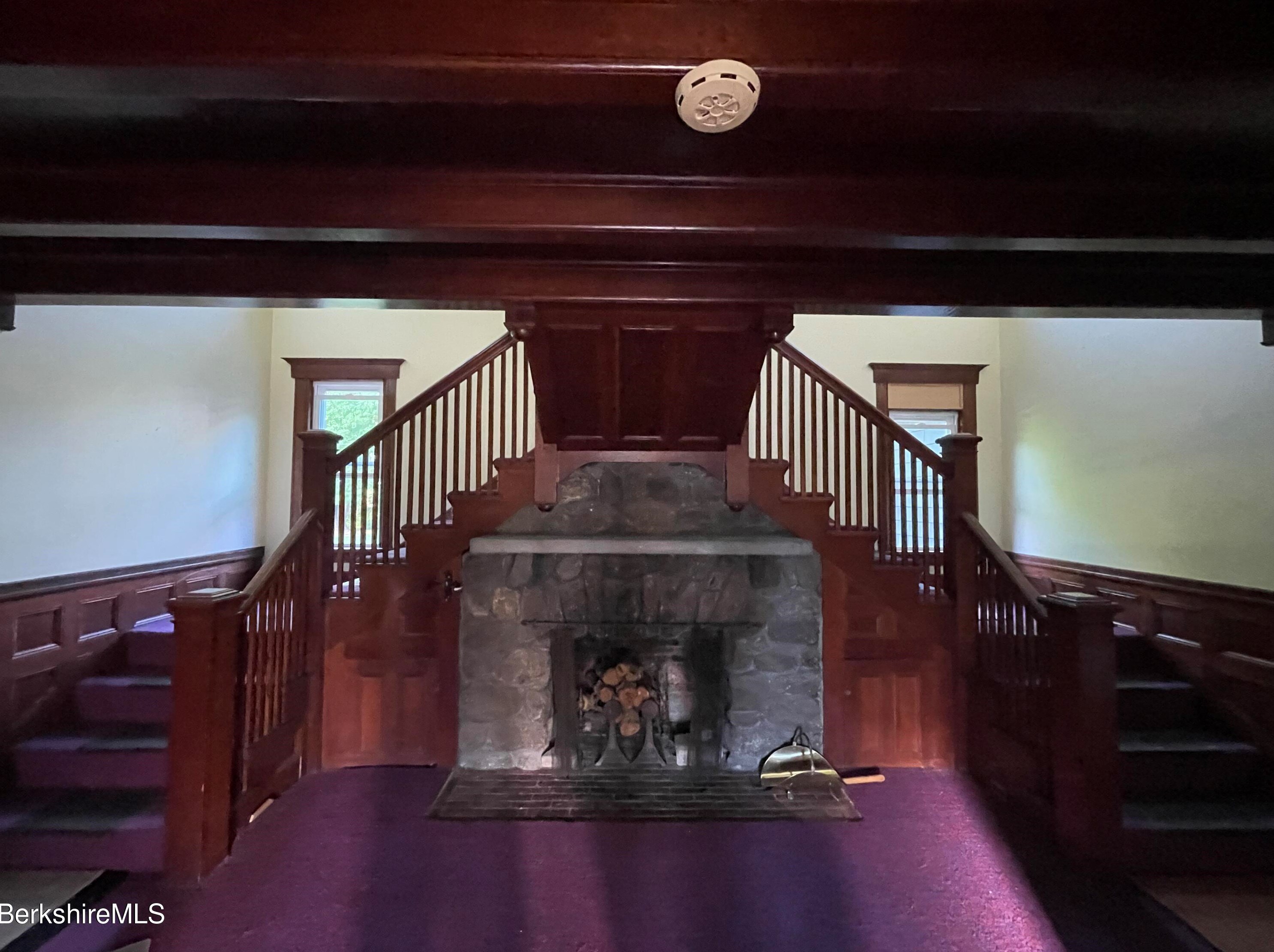 567 Main St, Sheffield MA 01257-9696 exterior