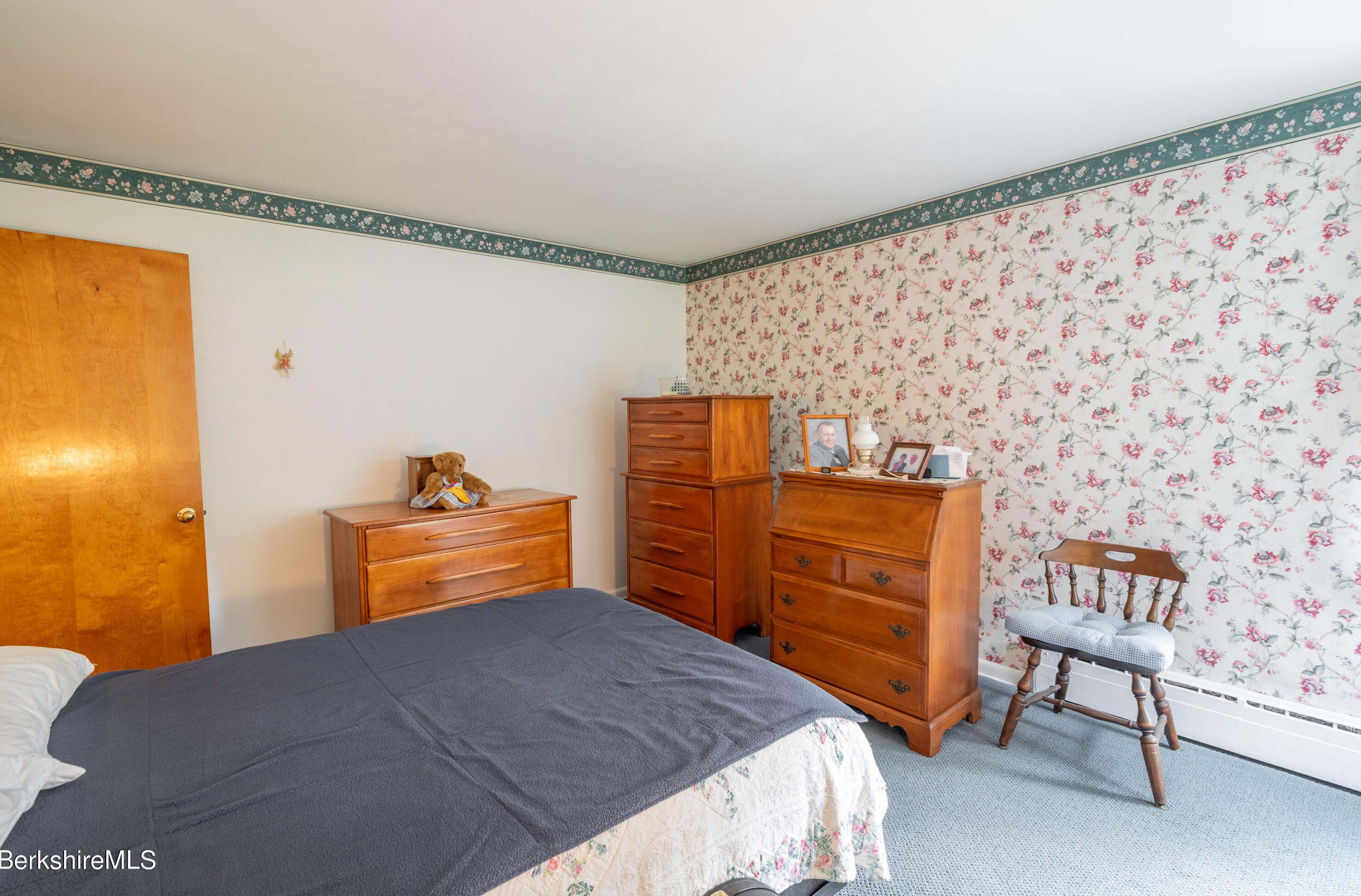 20 Willard Pl, Pittsfield MA 01201-5505 exterior