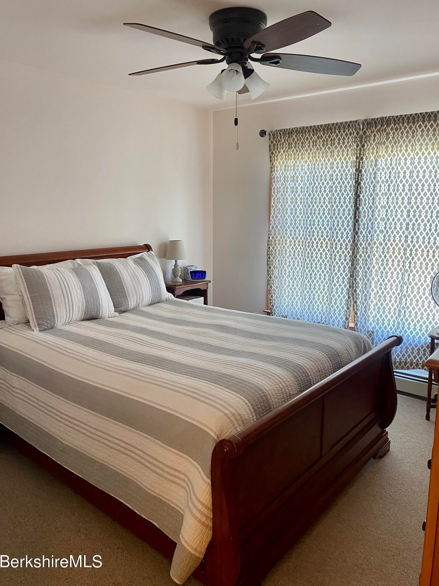 2 Rose Ct, Alford MA 01230-9741 exterior