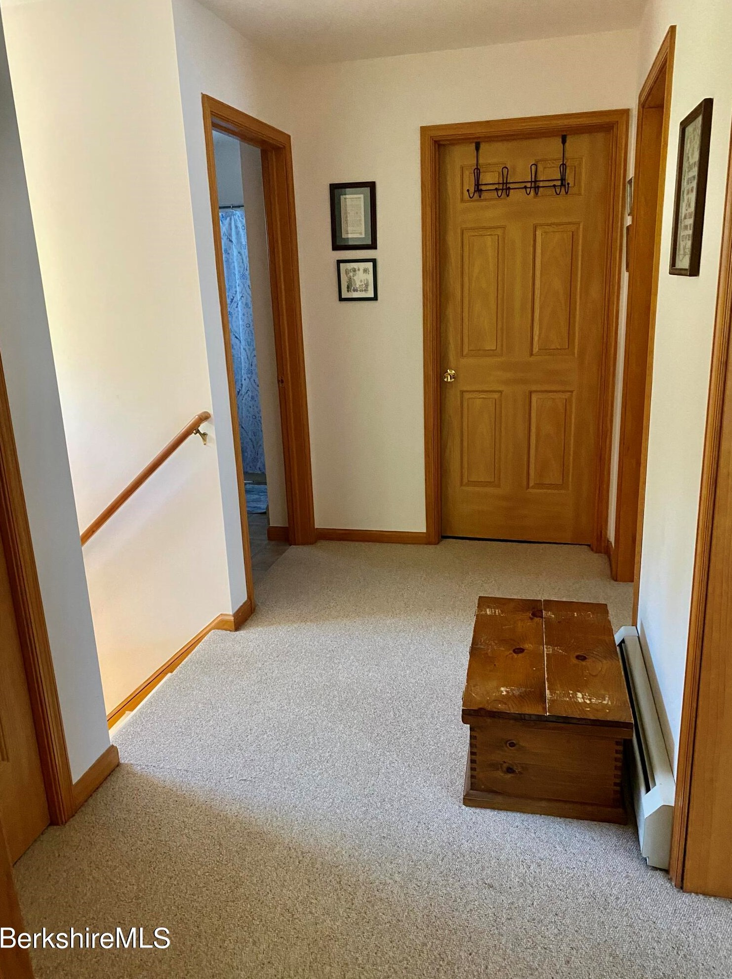 2 Rose Ct, Alford MA 01230-9741 exterior