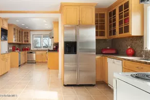 1669 Silver St, Sheffield, MA 01257 - Photo 9