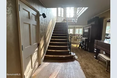 390 Tamaridge Rd, New Marlboro, MA 01259 - Photo 7