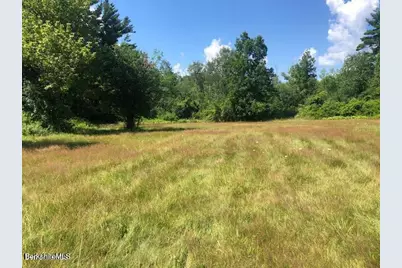 390 Tamaridge Rd, New Marlboro, MA 01259 - Photo 25