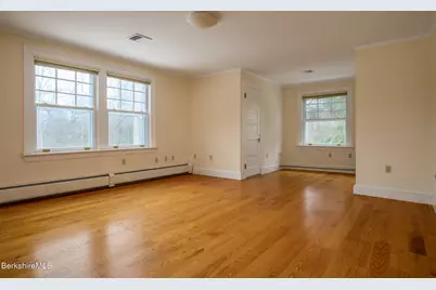 111 Park St, Williamstown, MA 01267 - Photo 33