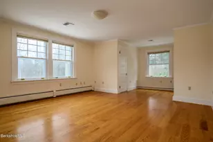 111 Park St, Williamstown, MA 01267 - Photo 33