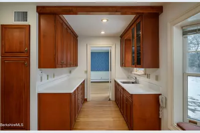 111 Park St, Williamstown, MA 01267 - Photo 19