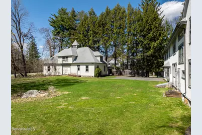 111 Park St, Williamstown, MA 01267 - Photo 9