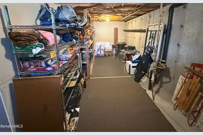 4 Filomena Dr, Pittsfield, MA 01201 - Photo 25