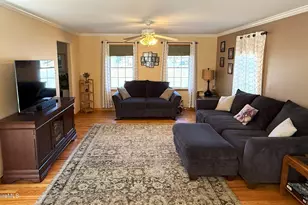 4 Filomena Dr, Pittsfield, MA 01201 - Photo 11