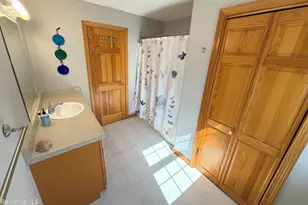 4 Filomena Dr, Pittsfield, MA 01201 - Photo 21