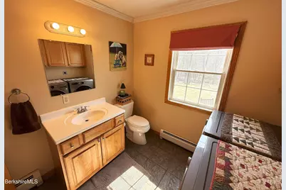 4 Filomena Dr, Pittsfield, MA 01201 - Photo 13