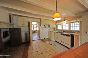 254 Main St, Sheffield, MA 01257 - Photo 9