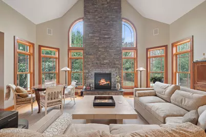 62 Stockbridge Ter, Lee, MA 01238 - Photo 9