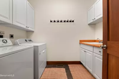 62 Stockbridge Ter, Lee, MA 01238 - Photo 27