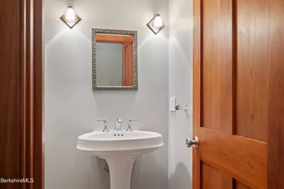 62 Stockbridge Ter, Lee, MA 01238 - Photo 25