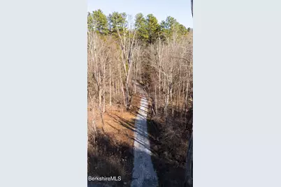 19 and 21 Wheatley Dr, Stockbridge, MA 01262 - Photo 3