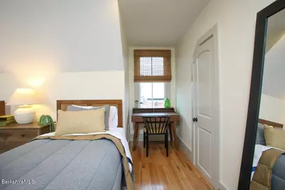 44 Main St #4, Stockbridge, MA 01262 - Photo 11