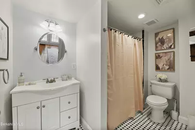 1 Devon Rd, Stockbridge, MA 01262 - Photo 23