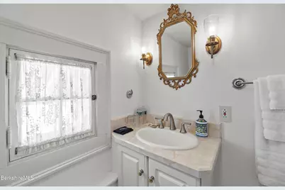 802 State Rd, Richmond, MA 01254 - Photo 27