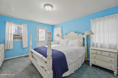 802 State Rd, Richmond, MA 01254 - Photo 33
