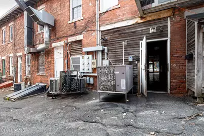 42/44 Railroad St, Great Barrington, MA 01230 - Photo 27