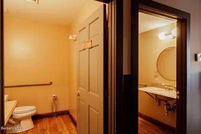 42/44 Railroad St, Great Barrington, MA 01230 - Photo 21
