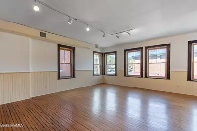 39 Railroad St, Great Barrington, MA 01230 - Photo 9