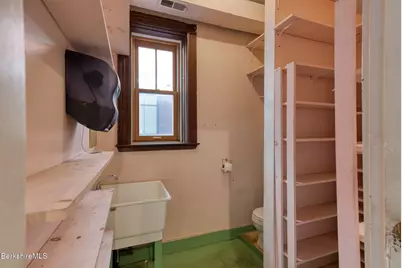 39 Railroad St, Great Barrington, MA 01230 - Photo 19