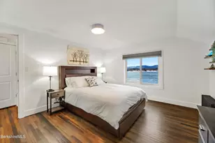 1526 North St, Pittsfield, MA 01201 - Photo 3