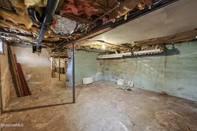 205 High St, Lee, MA 01238 - Photo 33