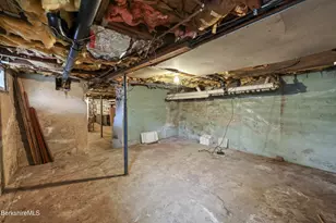 205 High St, Lee, MA 01238 - Photo 33