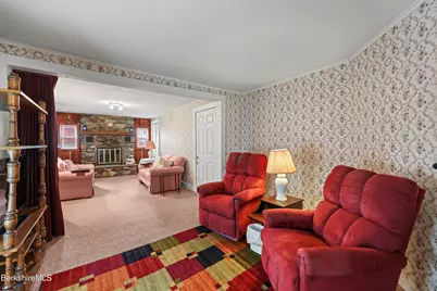 205 High St, Lee, MA 01238 - Photo 9