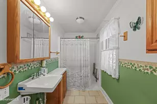 205 High St, Lee, MA 01238 - Photo 17