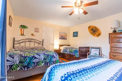 144 Brombach St, Pittsfield, MA 01201 - Photo 47