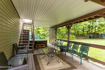 144 Brombach St, Pittsfield, MA 01201 - Photo 65