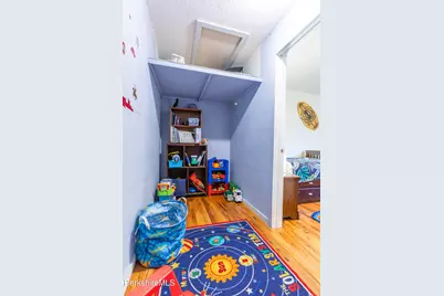 144 Brombach St, Pittsfield, MA 01201 - Photo 49