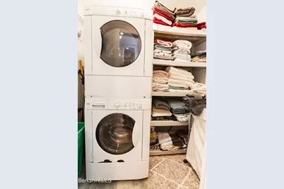 144 Brombach St, Pittsfield, MA 01201 - Photo 31