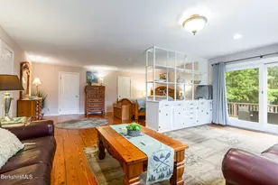 144 Brombach St, Pittsfield, MA 01201 - Photo 53