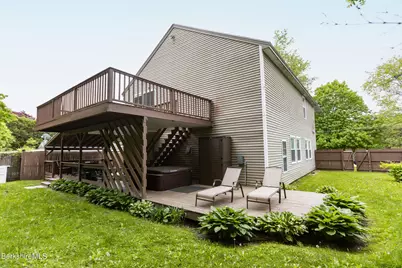 144 Brombach St, Pittsfield, MA 01201 - Photo 69