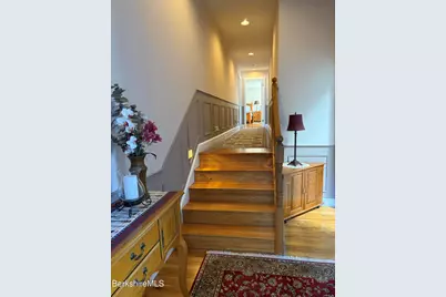 144 Brombach St, Pittsfield, MA 01201 - Photo 39