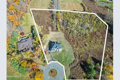 8 Northbrook Ln, Pittsfield, MA 01201 - Photo 73