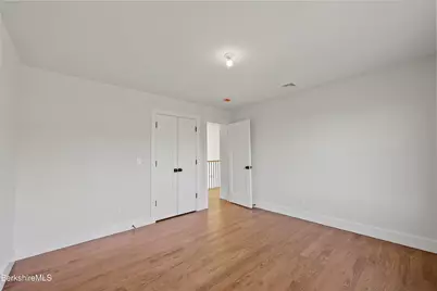 8 Northbrook Ln, Pittsfield, MA 01201 - Photo 61