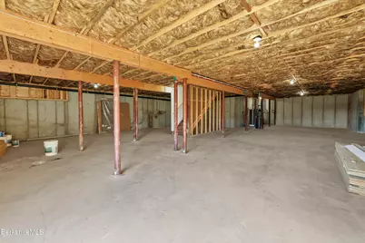 8 Northbrook Ln, Pittsfield, MA 01201 - Photo 67