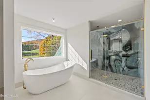 8 Northbrook Ln, Pittsfield, MA 01201 - Photo 55