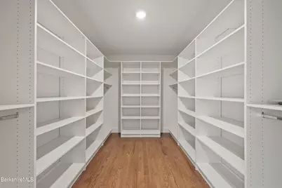 8 Northbrook Ln, Pittsfield, MA 01201 - Photo 51